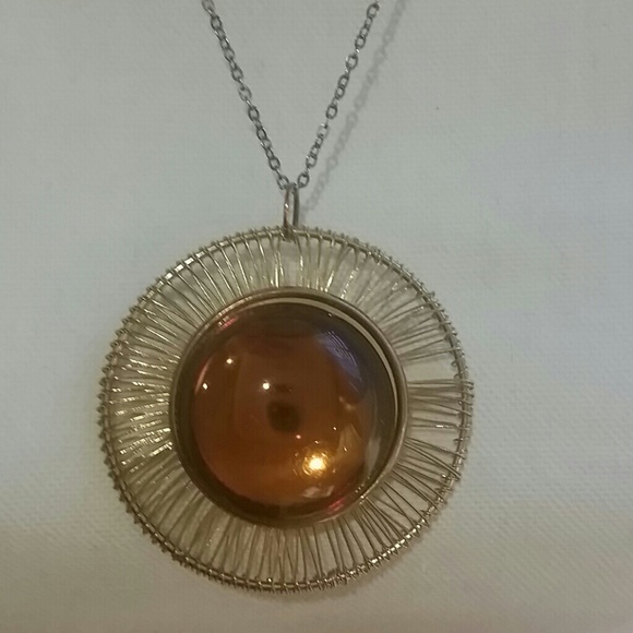 Jewelry - Amber  vintage  necklace