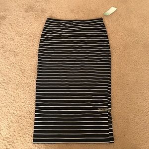 Black and white pencil skirt