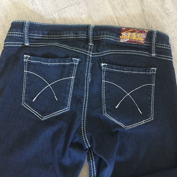 Jeans - Picture 2 of 6