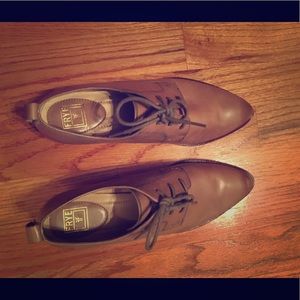 Frye Reese Oxford