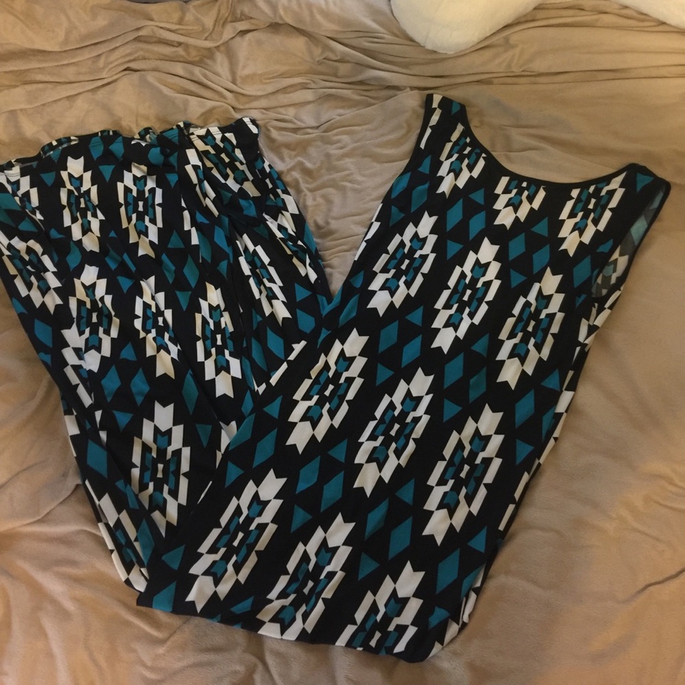 Maxi dress with open back!