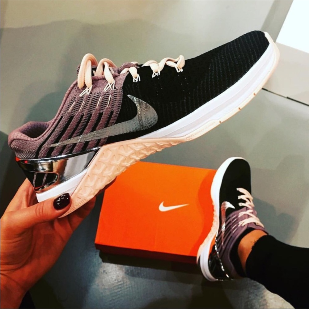 NWT Nike Metcon dsx Flyknit bionic black/pink - Picture 5 of 8