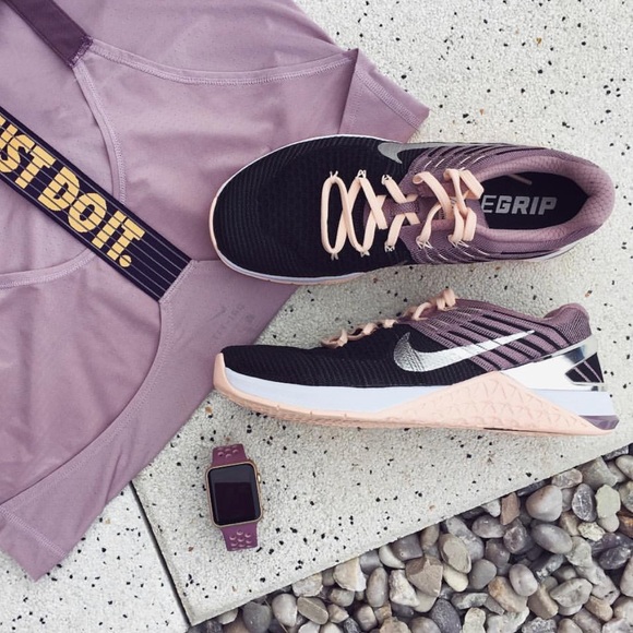 NWT Nike Metcon dsx Flyknit bionic black/pink - Picture 4 of 8