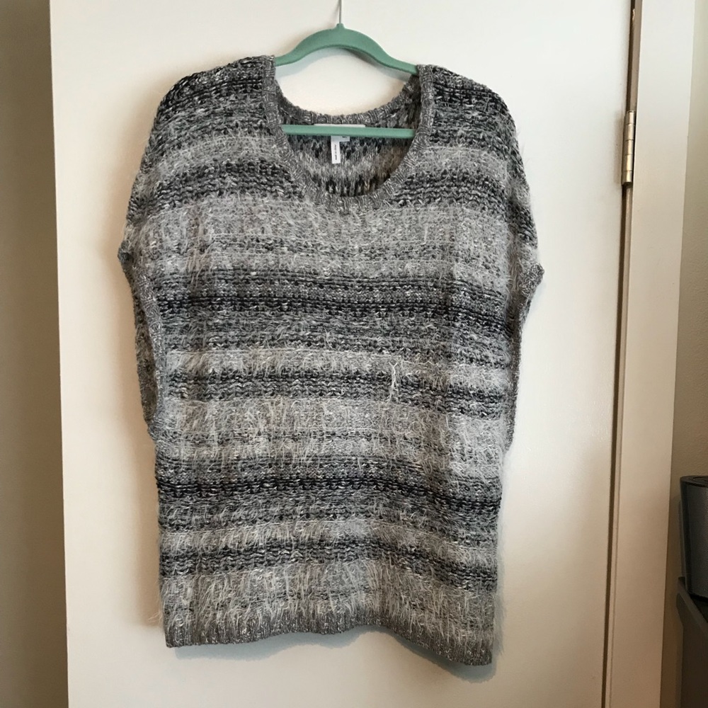 BCBG short sleeve oversized sweater