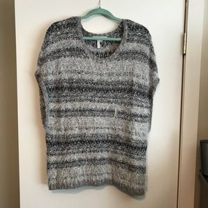 BCBG short sleeve oversized sweater