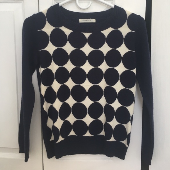 Sweater - Picture 2 of 3