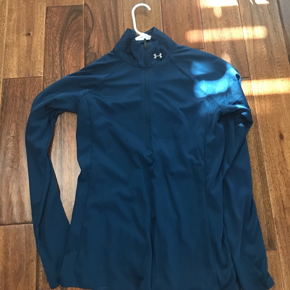 Blue Under Armour women’s running top