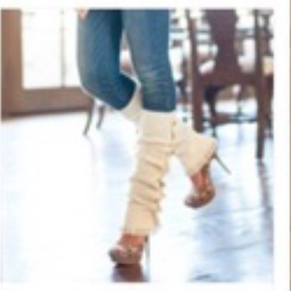 LEG WARMERS Buttoned Down - Picture 3 of 5