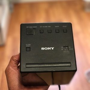 Sony AM/FM alarm clock