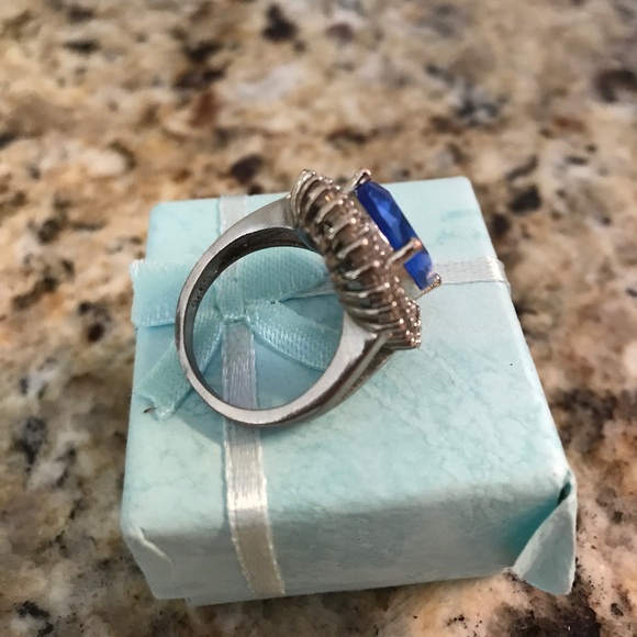 Blue Ring - Picture 2 of 3
