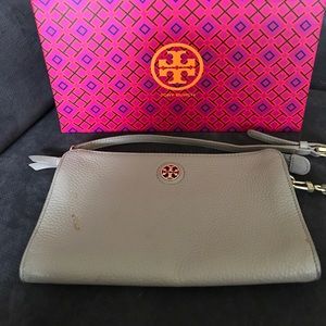 Tory Burch Cameron Easy Crossbody Purse ✨
