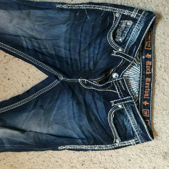 Rock Revival Jeans - Picture 2 of 2