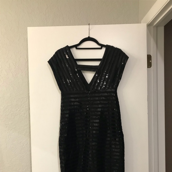 Sequin Black cocktail dress - Picture 4 of 5