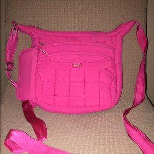 Super cute Lug crossbody