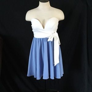 Women’s Top Size Small NWT