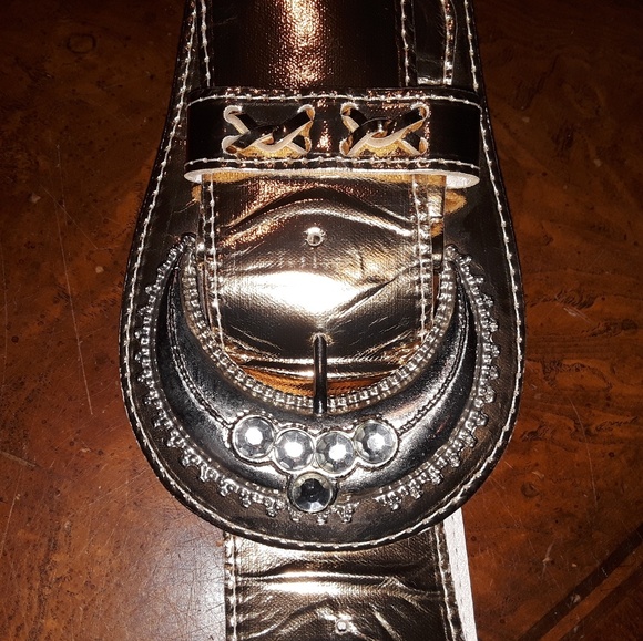 Belt - Picture 2 of 2