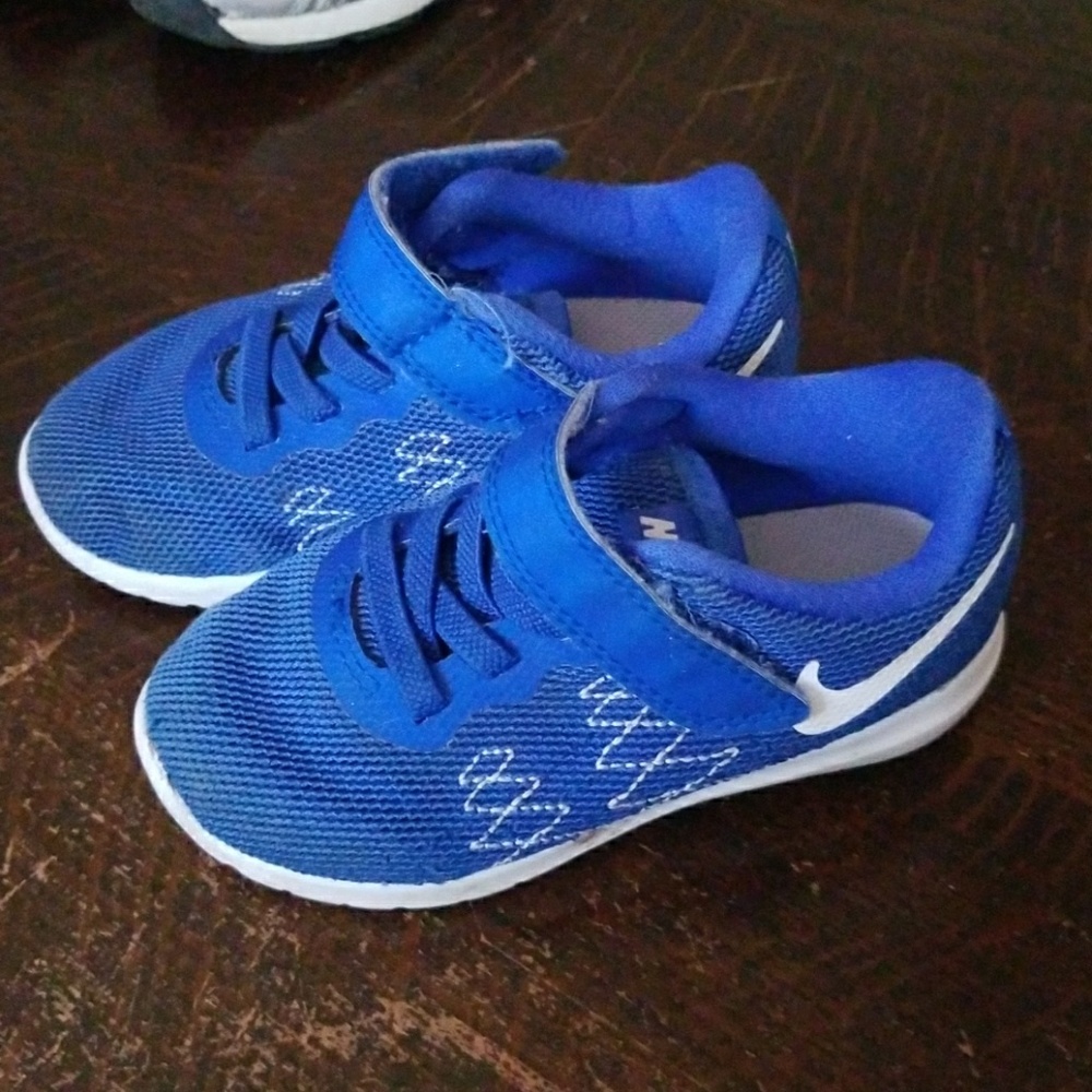 Toddler shoes
