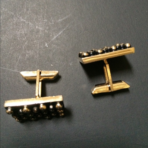 Vintage PAT black and gold tone tone cufflinks - Picture 2 of 3