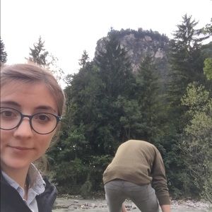 Meet your Posher, Alyssa