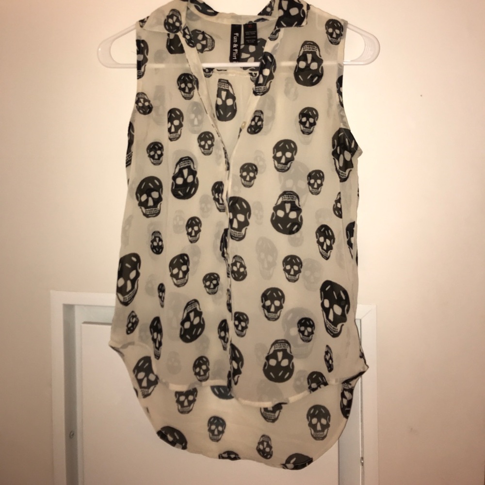 Skull Patterned Sheer Sleeveless Top