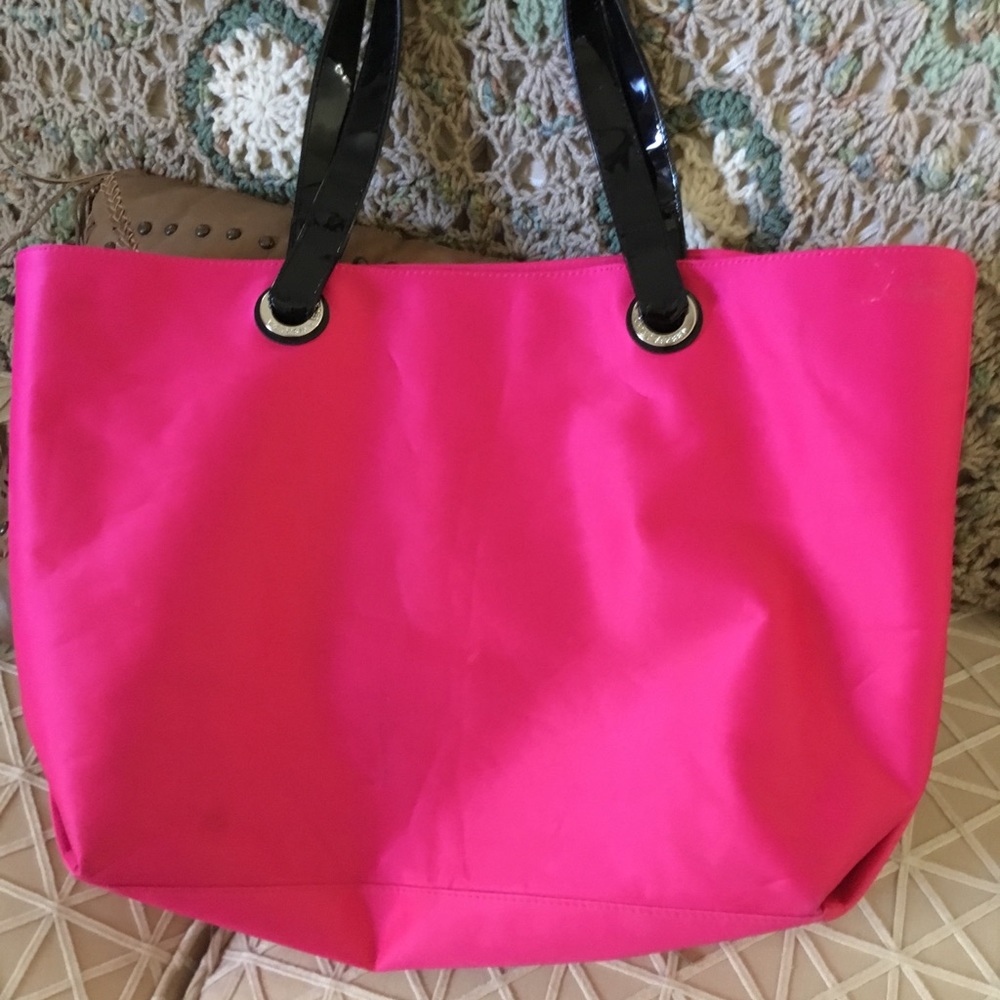 Gifted 🎁 Victoria’s Secret tote - Picture 2 of 5