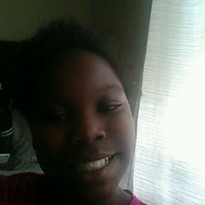 Meet your Posher, Chloe