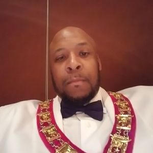 Meet your Posher, Melvin