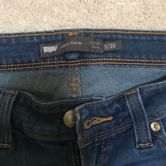 Levi’s Skinny Jeans - Picture 3 of 6
