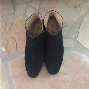 Splendid Black Suede Booties size 8 1/2
