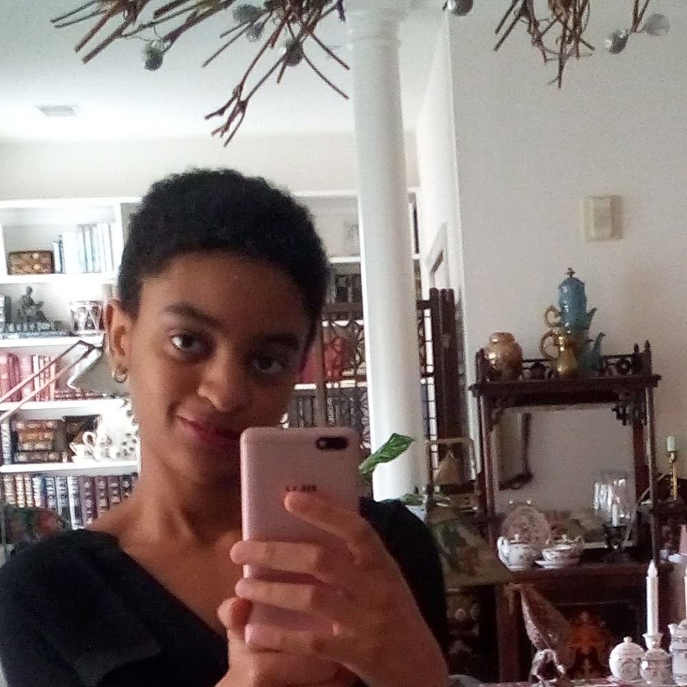 Meet your Posher, Alyssa