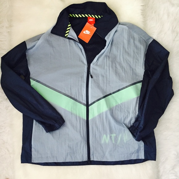NIKE Women's RUN TRACK & FIELD WIND Jacket Sz XL - Picture 4 of 8