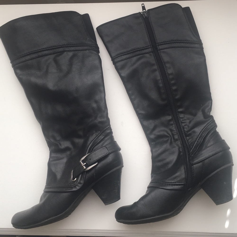 Black wide calf riding boots