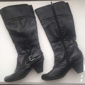 Black wide calf riding boots