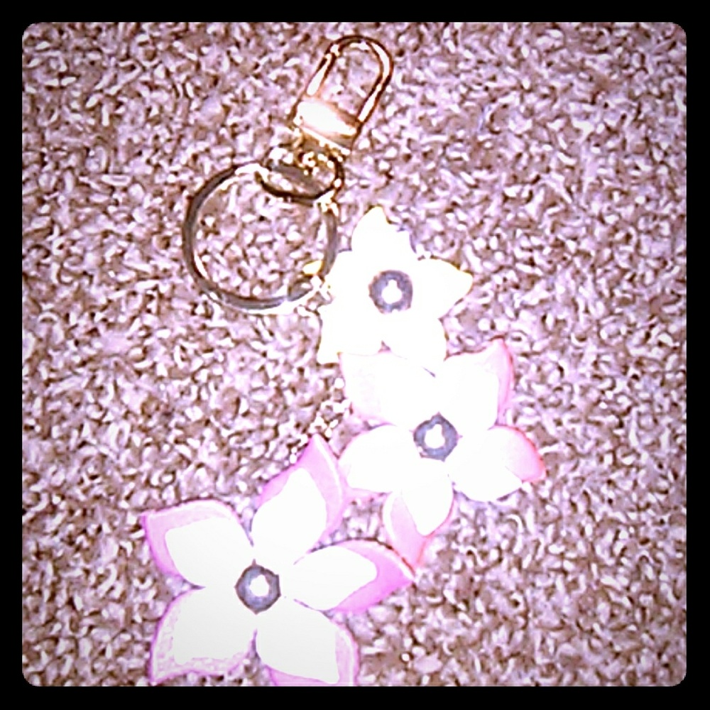 Flower keychain