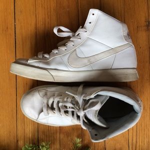 NIKE High Top Sneakers USED