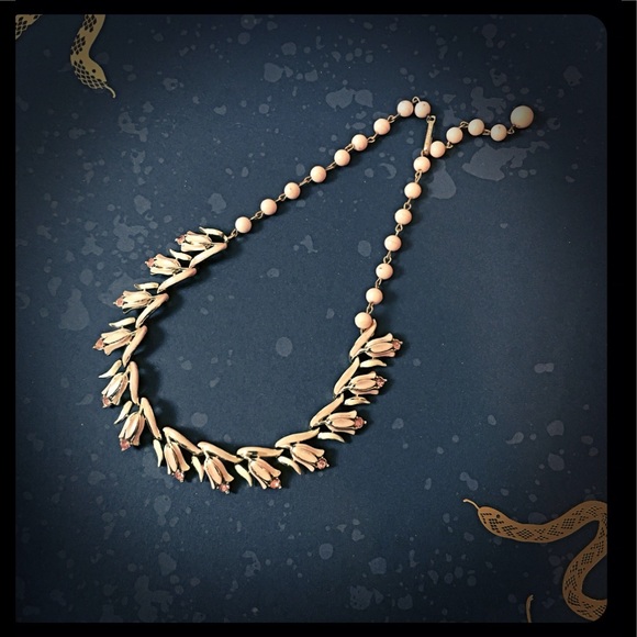 Vintage Choker by Coro - Picture 2 of 5