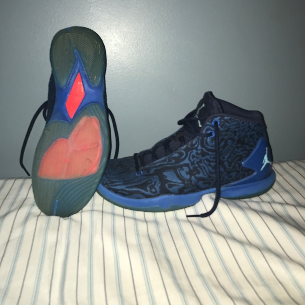Jordan superfly 4's size 9 only worn a few times