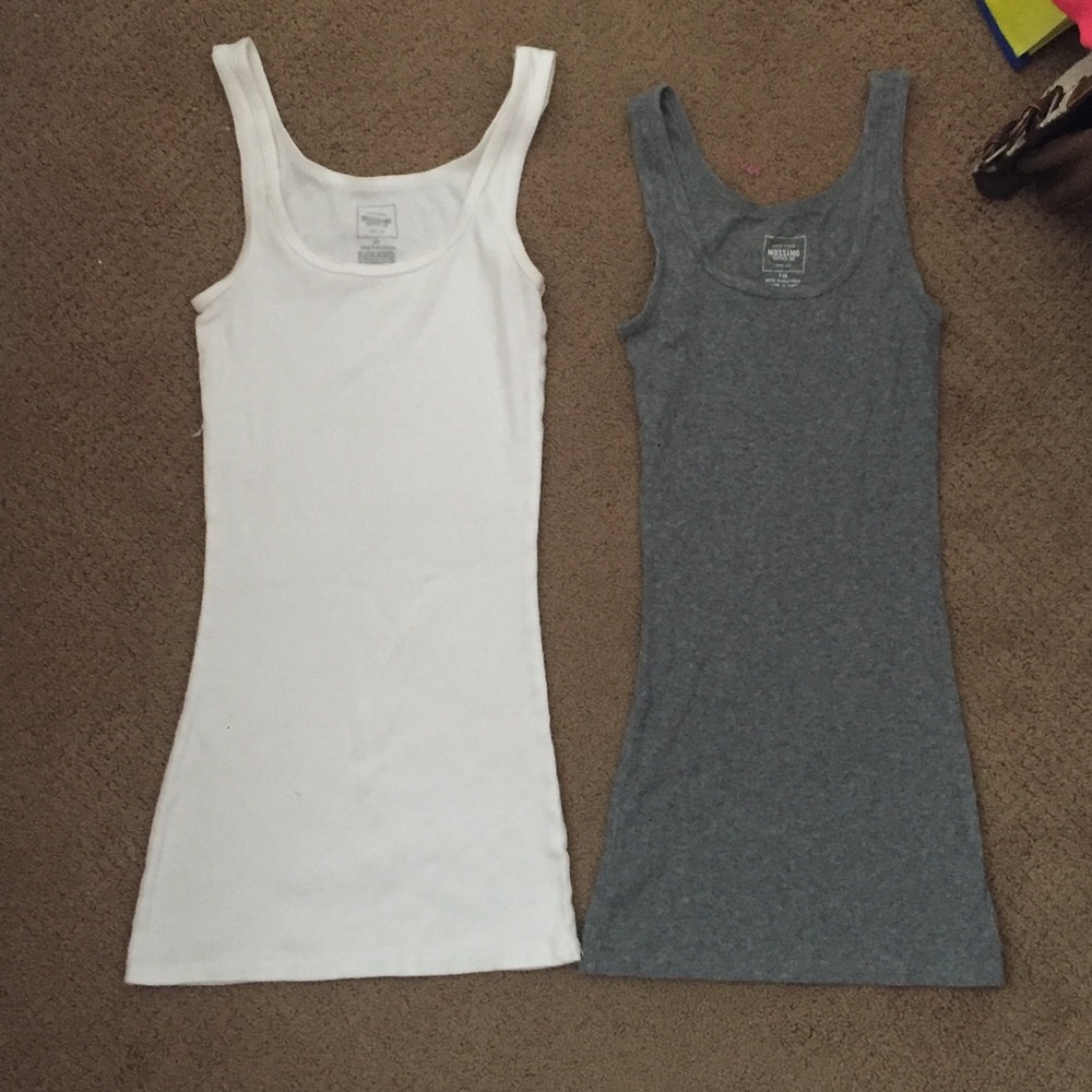 Grey and white ribbed tank tops