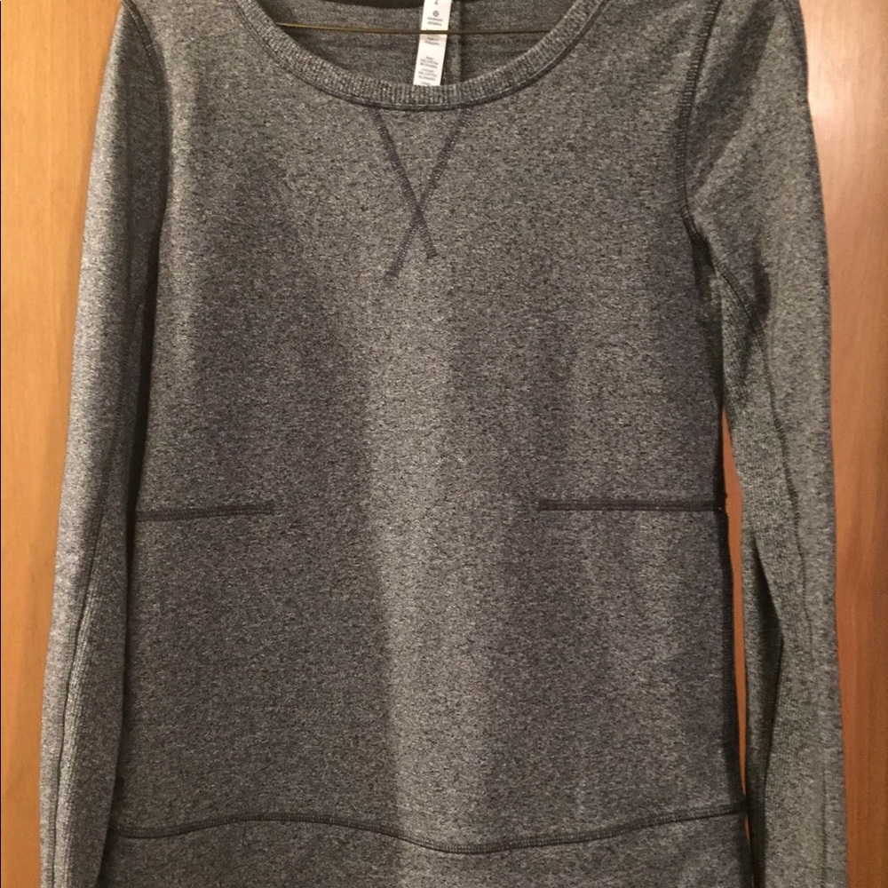 Lululemon sweatshirt