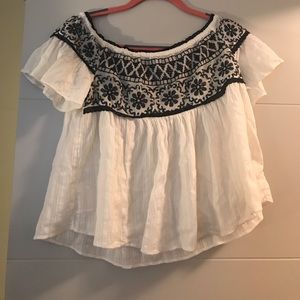 American Eagle off the shoulder top NWT