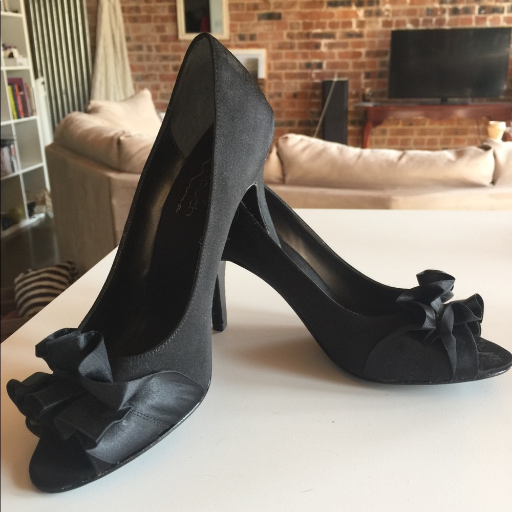 Satin ruffle peep toe heels. Size 6.