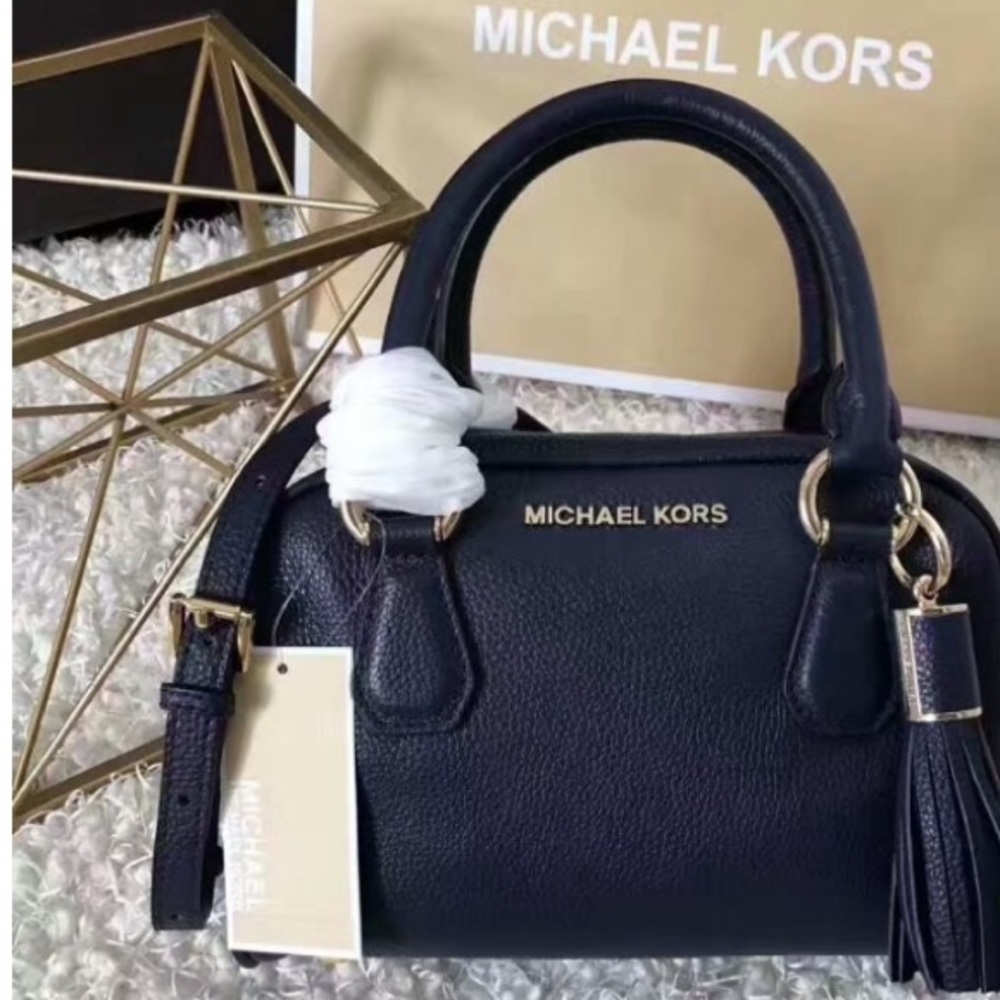 ❤️ MICHAEL KORS Bedford Tassel Crossbody S NAVY