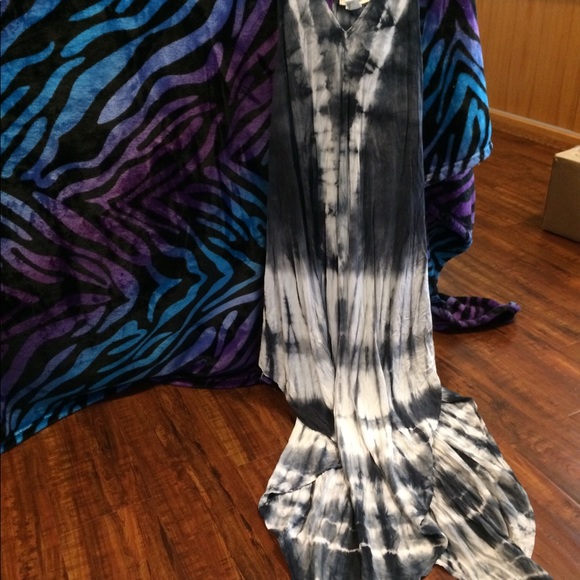 Bundle - Picture 2 of 4