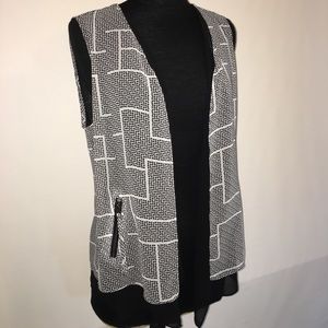 Chico’s Ballpoint Maze Layered Vest. Size Small