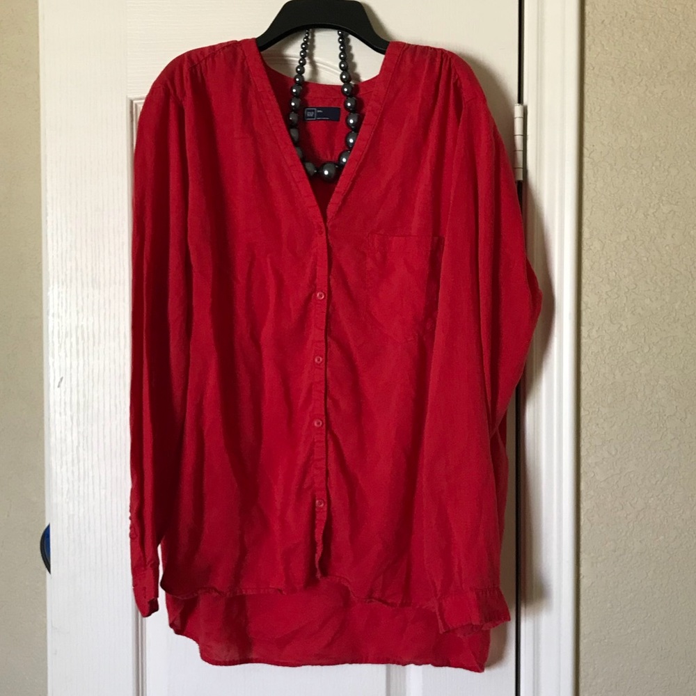 🎄HOLIDAY RED GAP BLOUSE🎄