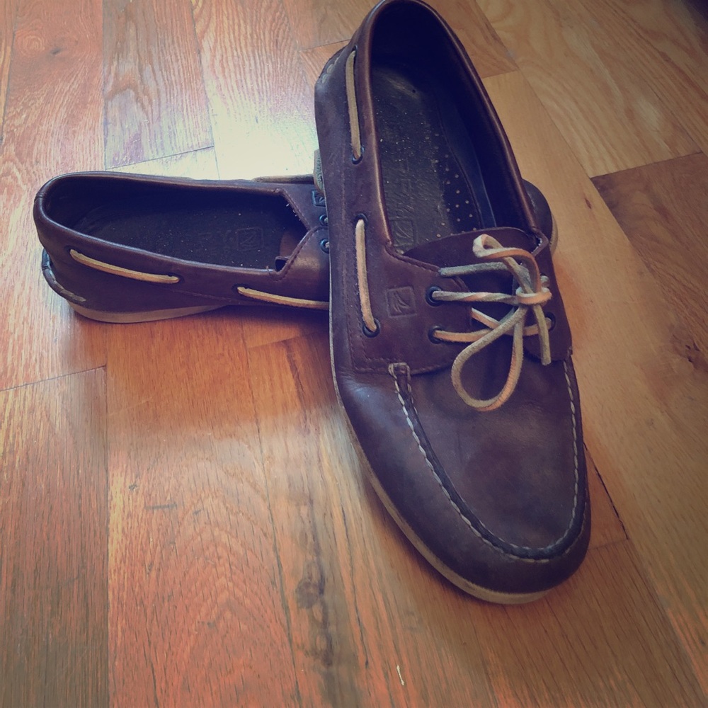 Sperry boat shoes
