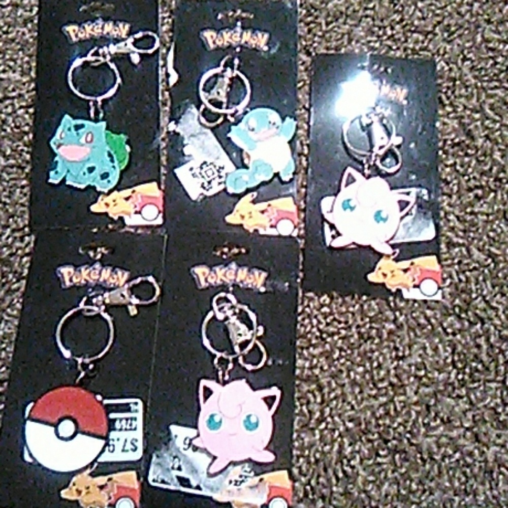 Pokemon keychains bundle