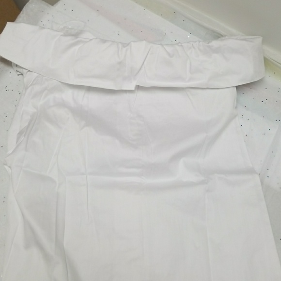 🔴Off Shoulder Button Down! - Picture 6 of 6