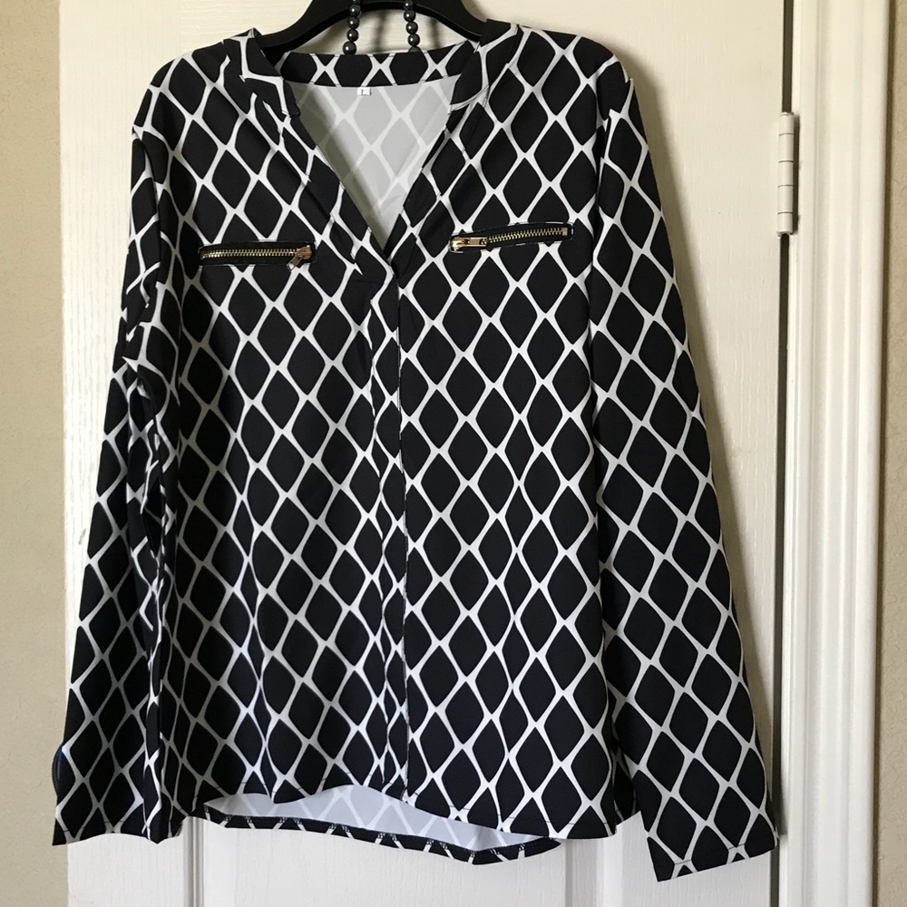 Black and White Blouse NWOT