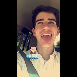 Meet your Posher, Ethan